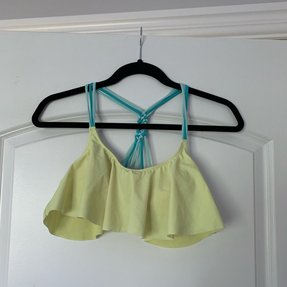 VS PINK flounce bikini top